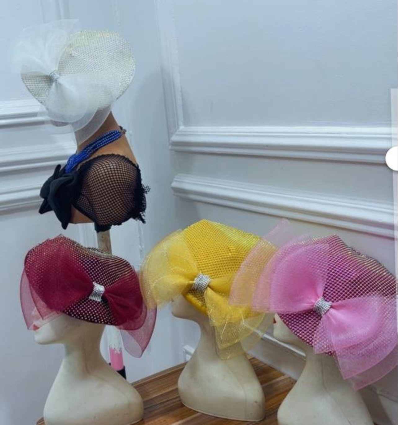 shaky beret, 20k, thick wool beret embellished with matching flat lay rhinestone bow horse hair detailing shaky beret, 20k, thick wool beret embellished with matching flat lay rhinestone bow horse hair detailing