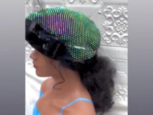 teni beret, 20k, thick wool beret embellished with matching gibbous rhinestone with sequin bow and sparse horse hair detailing